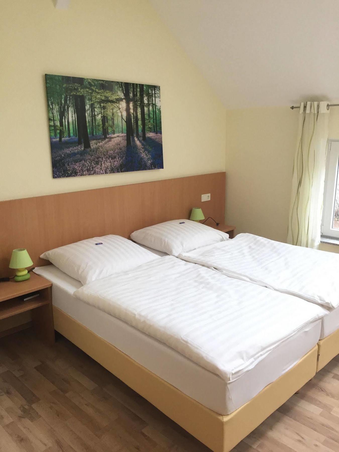 Pension Im Wirtshaus Himberg Bad Honnef Exterior photo